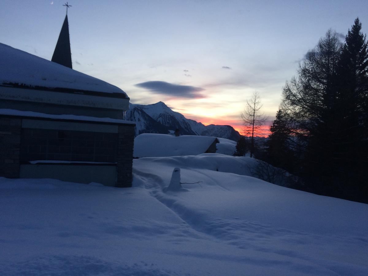 Alpenparadies Gampel-Bratsch Exterior foto