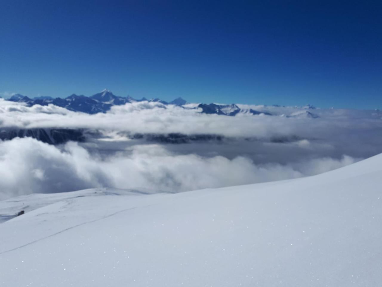 Alpenparadies Gampel-Bratsch Exterior foto